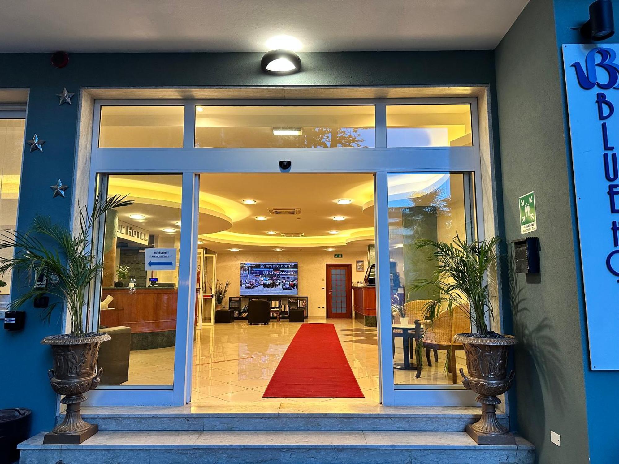 Blue Hotel チェゼナーティコ エクステリア 写真